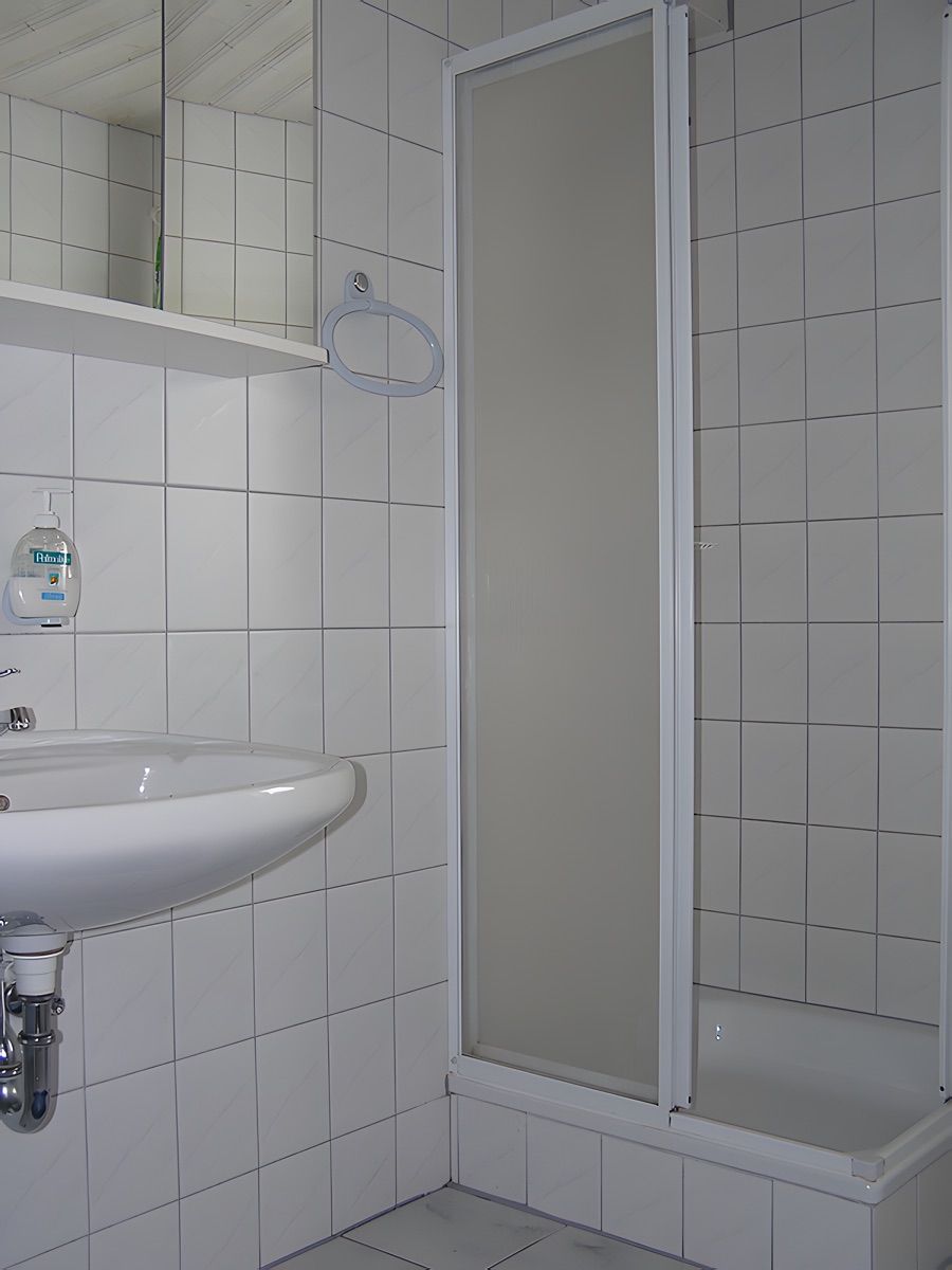Bad mit Dusche
